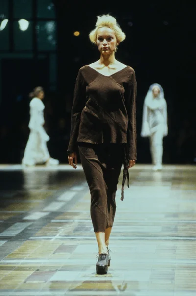 Look 25